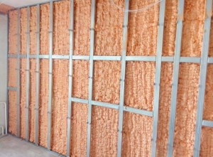 POLYNOR-Izolacje-Natryskowe-Piana-Pianka-PUR-750ml-Zastosowanie-izolacji-Fasada-Miejsca-o-podwyzszonej-wilgotnosci-Parking-Podloga-Sciana-Sufit-Do-hydroizolacji.jpg